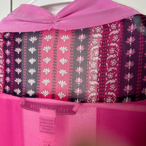 Diane Von Furstenburg - 100% Silk Vest Shawl size Medium- Pink, Black - Picture 7 of 8